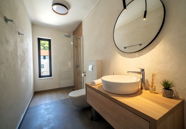 Villa in Sumartin - Seafront Villa Serenita Villa in Sumartin - Seafront Villa Serenita