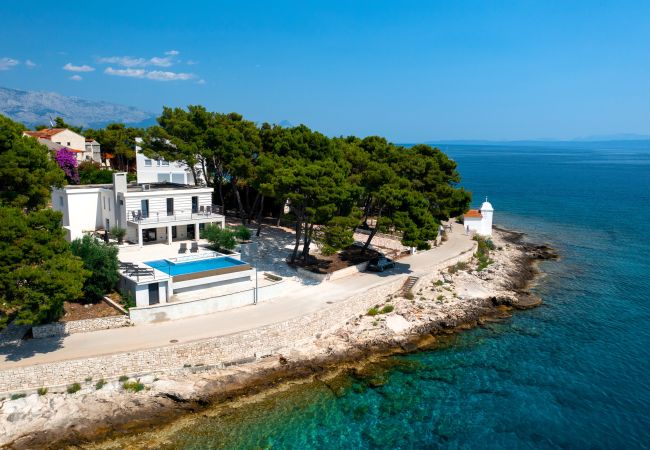 Villa in Sumartin - Seafront Villa Serenita