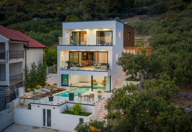 Villa in Podaca -  Villa Luna Mare with Pool and Sauna Villa in Podaca -  Villa Luna Mare with Pool and Sauna