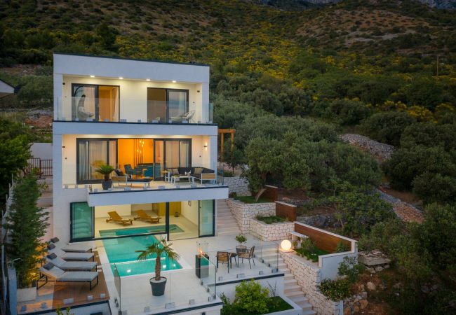 Villa in Podaca -  Villa Luna Mare with Pool and Sauna Villa in Podaca -  Villa Luna Mare with Pool and Sauna