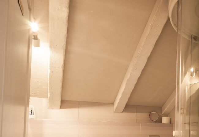 Villa in Makarska - Villa Vikki with pool and seaview  Villa in Makarska - Villa Vikki with pool and seaview