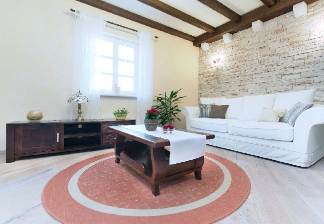 Villa in Makarska - Villa Goran with pool Villa in Makarska - Villa Goran with pool