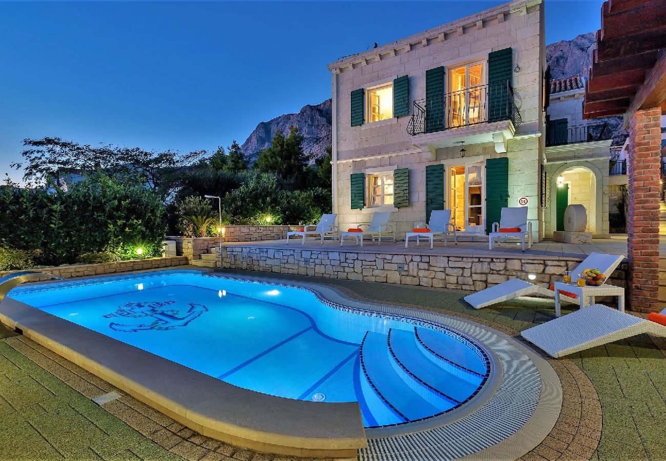 Villa in Makarska -  Villa Marko with pool