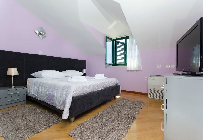 Villa in Makarska -  Villa Marina with pool Villa in Makarska -  Villa Marina with pool