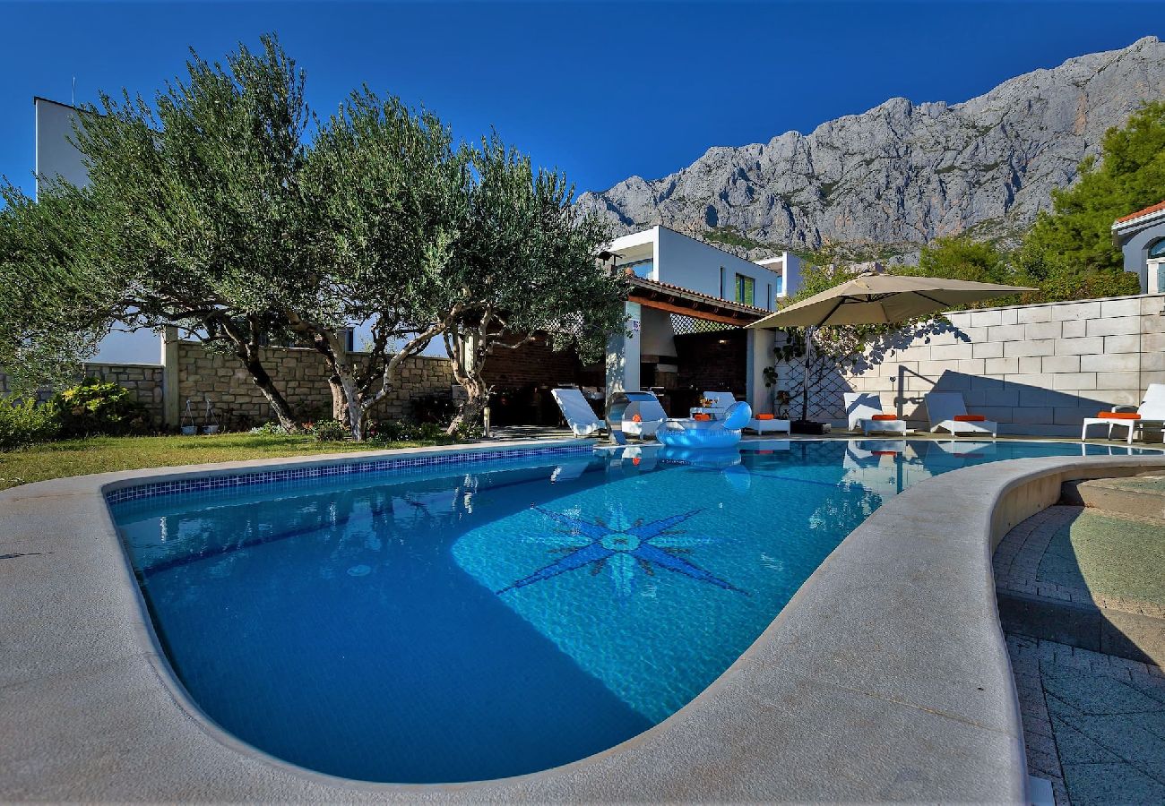 Villa in Makarska -  Villa Marina with pool