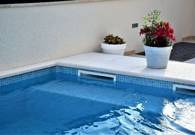 Apartment in Makarska -  Adria View, Apartment Dino, Whirlpool, pool