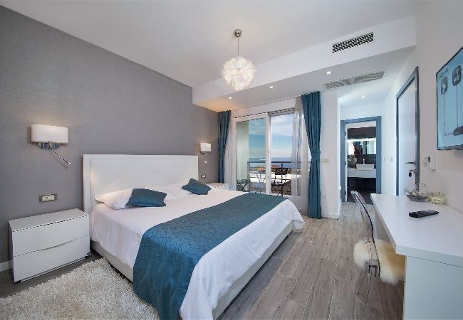 Villa in Makarska -  Villa Blue with pool, sea view Villa in Makarska -  Villa Blue with pool, sea view