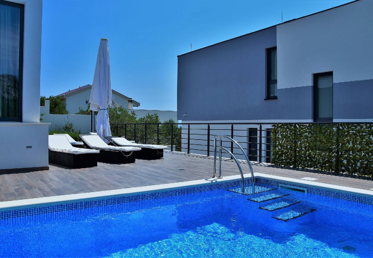 Villa in Makarska - Villa Selina1 with pool 