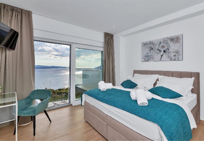 Villa in Brela - Villa Skyview, infinity-pool, whirlpool Villa in Brela - Villa Skyview, infinity-pool, whirlpool