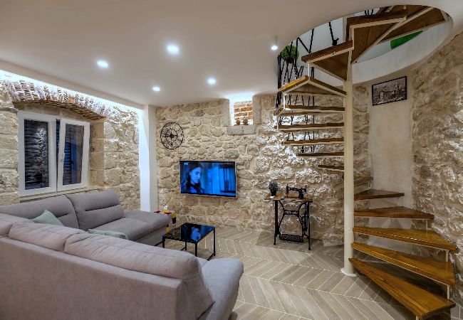 House in Tucepi - Villa Didovina with pool House in Tucepi - Villa Didovina with pool