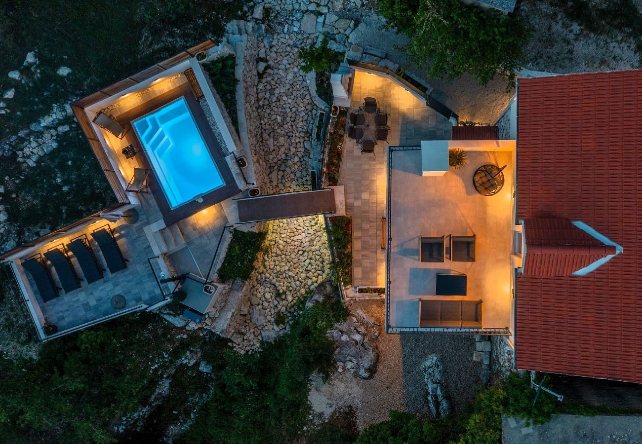 House in Tucepi - Villa Didovina with pool
