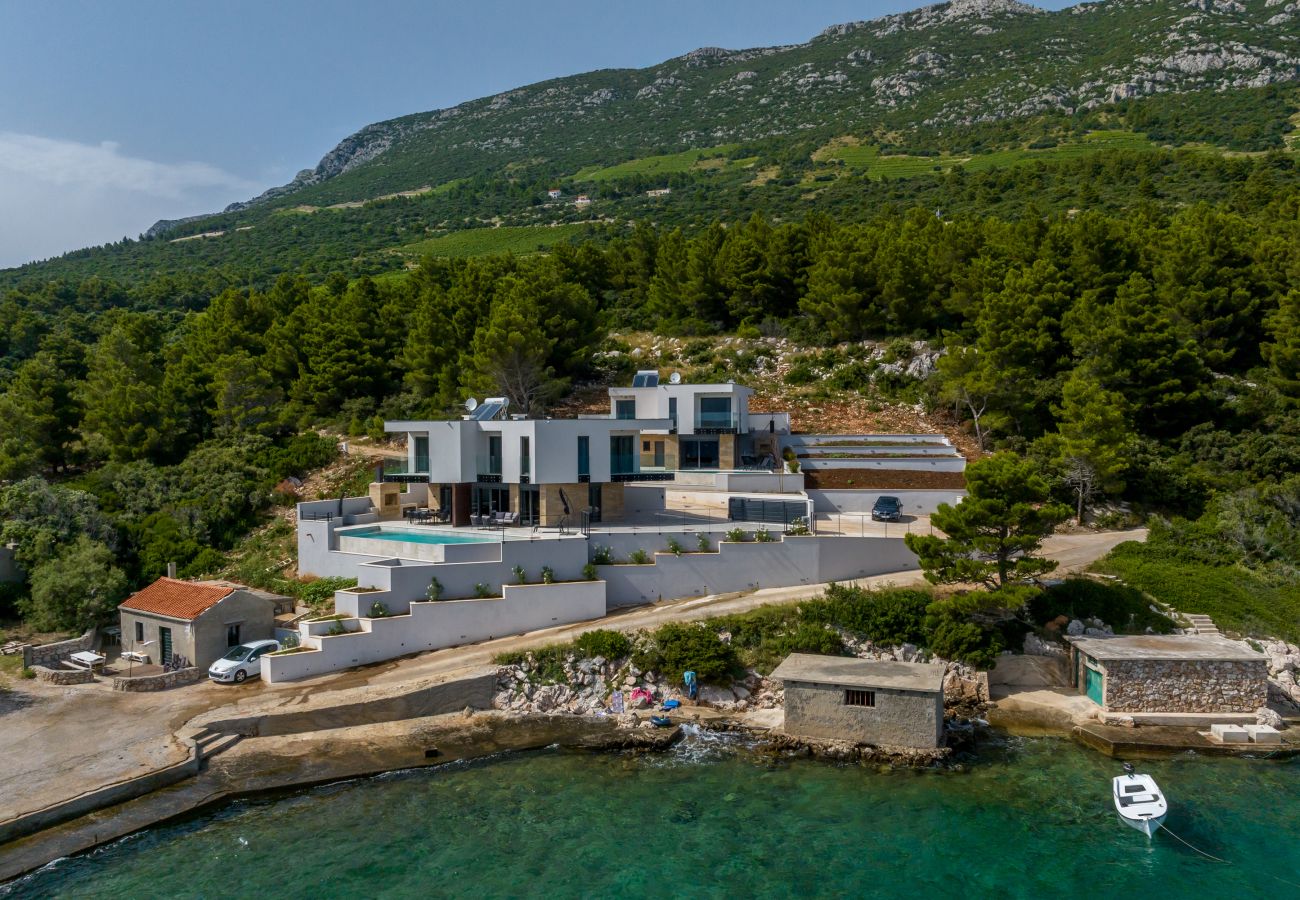 Villa in Potomje - Luxury Villa Mare, right on the beach