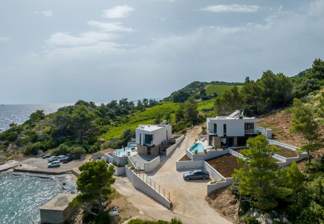 Villa in Potomje - Luxury Villa Luce, right on the beach 