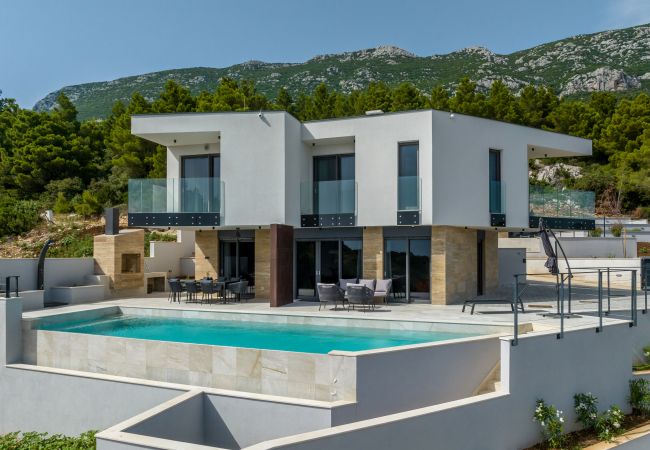 Villa in Potomje - Luxury Villa Luce, right on the beach  Villa in Potomje - Luxury Villa Luce, right on the beach