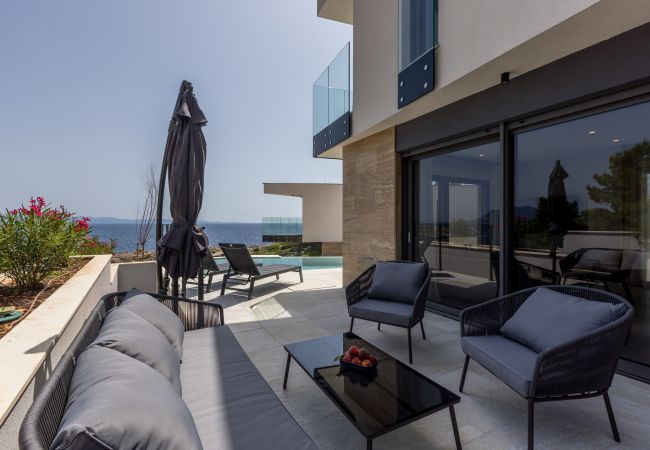 Villa in Potomje - Luxury Villa Luce, right on the beach  Villa in Potomje - Luxury Villa Luce, right on the beach