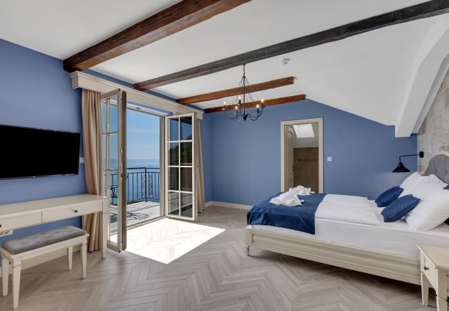 Rent by room in Podgora - Hotel Liberan - Nature's Retreat, Deluxe family room Rent by room in Podgora - Hotel Liberan - Nature's Retreat, Deluxe family room