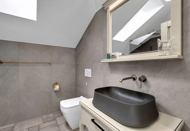 Rent by room in Podgora - Hotel Liberan - Nature's Retreat, Deluxe family room Rent by room in Podgora - Hotel Liberan - Nature's Retreat, Deluxe family room