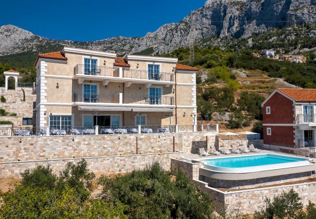 Rent by room in Podgora - Hotel Liberan - Nature's Retreat, Deluxe family room Rent by room in Podgora - Hotel Liberan - Nature's Retreat, Deluxe family room