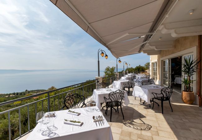 Rent by room in Podgora - Hotel Liberan - Nature's Retreat, Double room Rent by room in Podgora - Hotel Liberan - Nature's Retreat, Double room