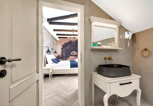 Rent by room in Podgora - Hotel Liberan - Nature's Retreat, Double room Rent by room in Podgora - Hotel Liberan - Nature's Retreat, Double room