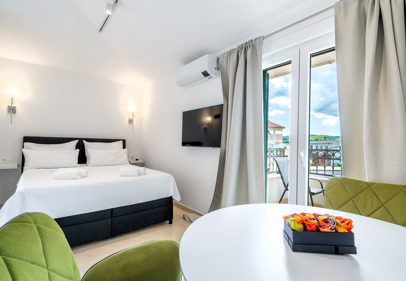 Apartment in Sumartin - Villa Levante Studio Apartment 4