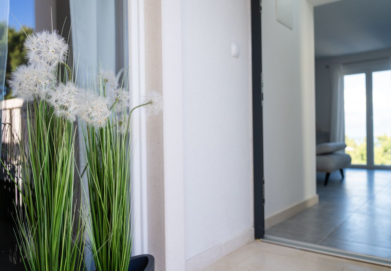 Apartment in Sumartin - Villa Levante Suite Apartment 2