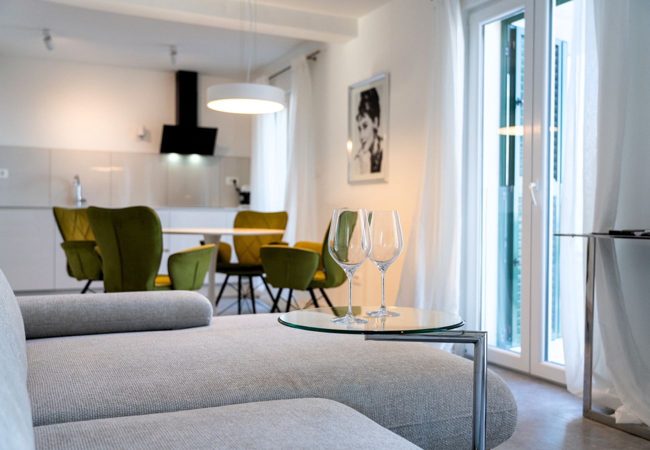 Apartment in Sumartin - Villa Levante Suite Apartment 2