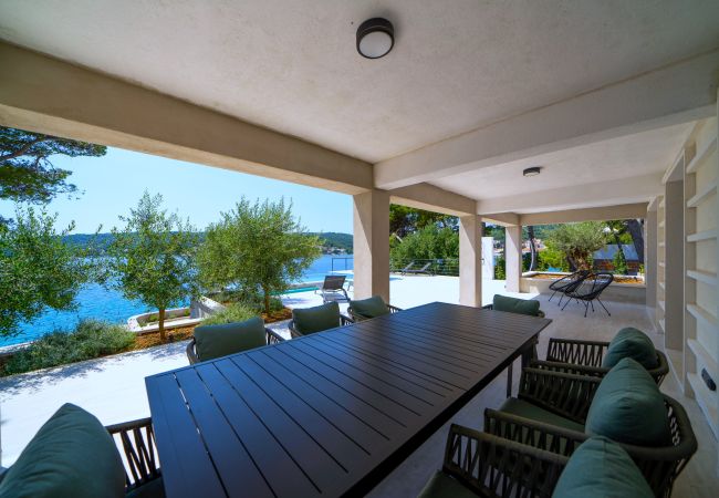 Villa i Sumartin - Seafront Villa Serenita Villa i Sumartin - Seafront Villa Serenita