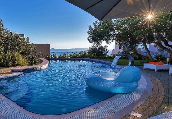 Villa i Makarska -  Villa Marina with pool Villa i Makarska -  Villa Marina with pool
