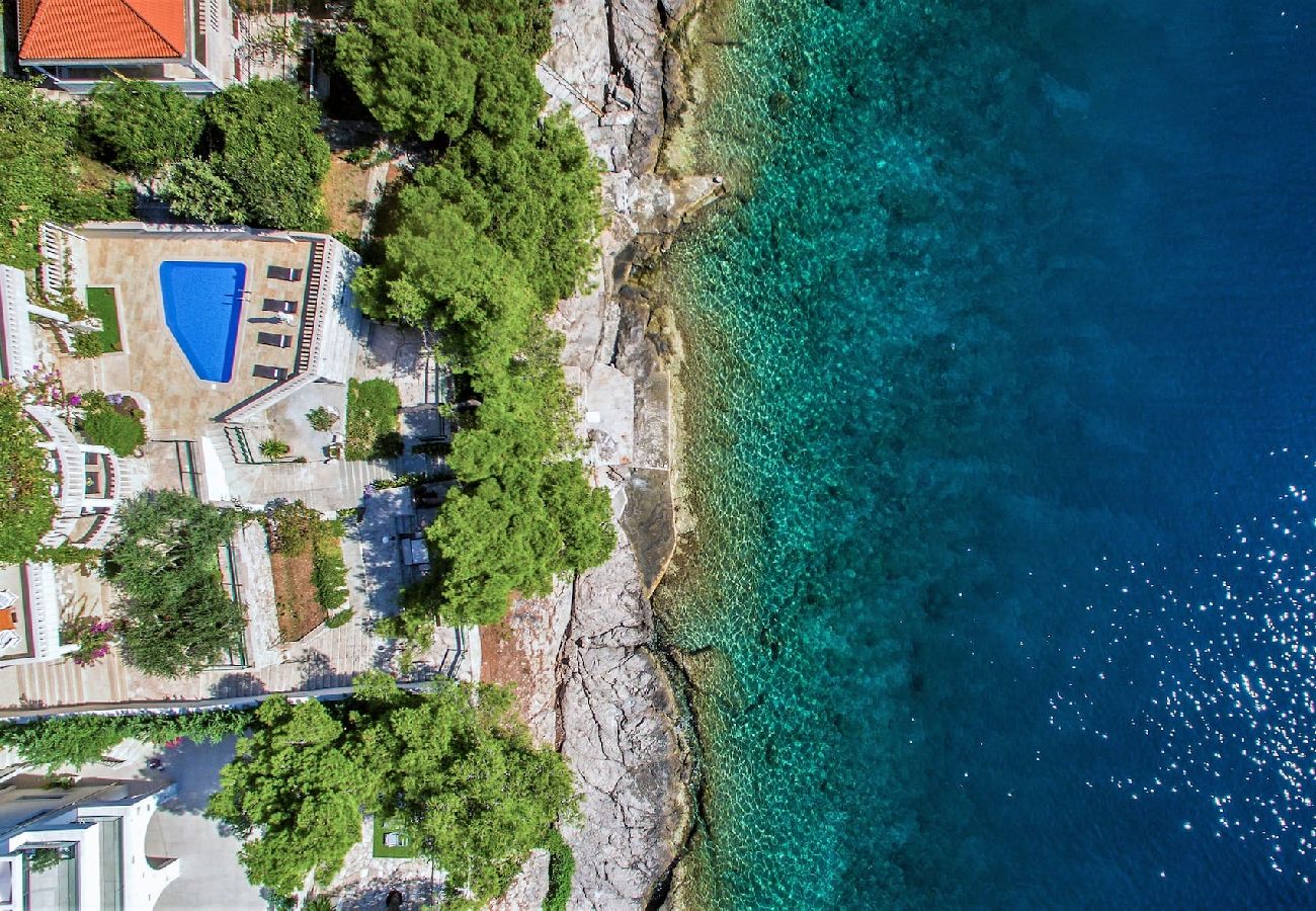 Villa i Selca -  Villa Sunny with pool, by the beach
