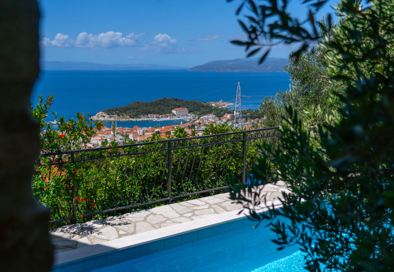 Villa i Makarska - Villa Sara with pool, whirlpool and sea view