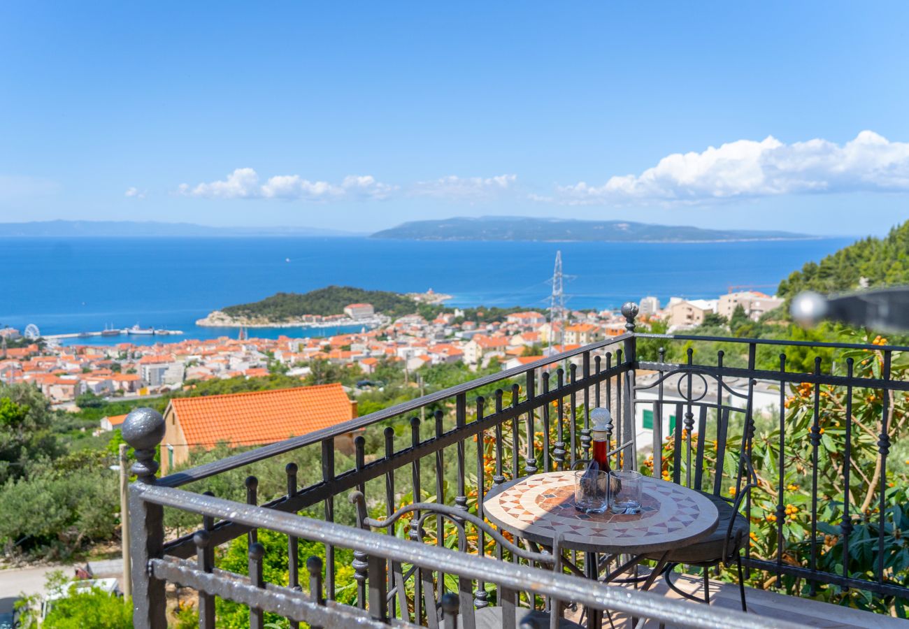 Villa i Makarska - Villa Sara with pool, whirlpool and sea view