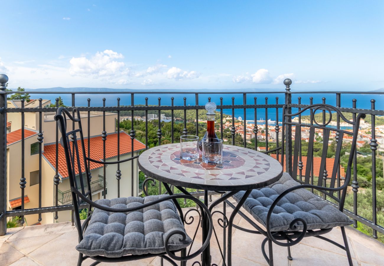 Villa i Makarska - Villa Sara with pool, whirlpool and sea view