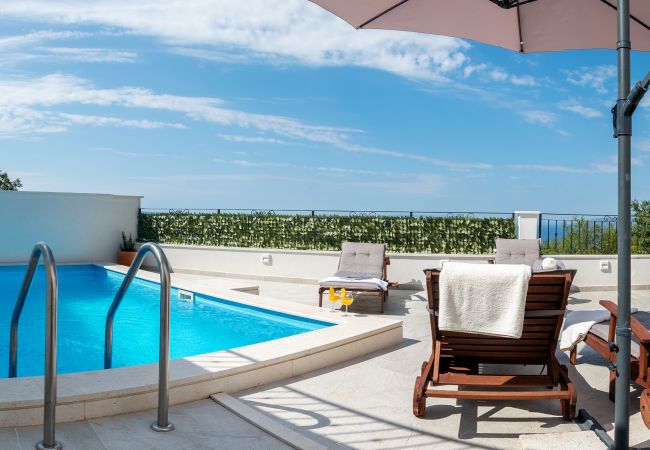 Hus i Makarska -  Villa Apollon with pool Hus i Makarska -  Villa Apollon with pool