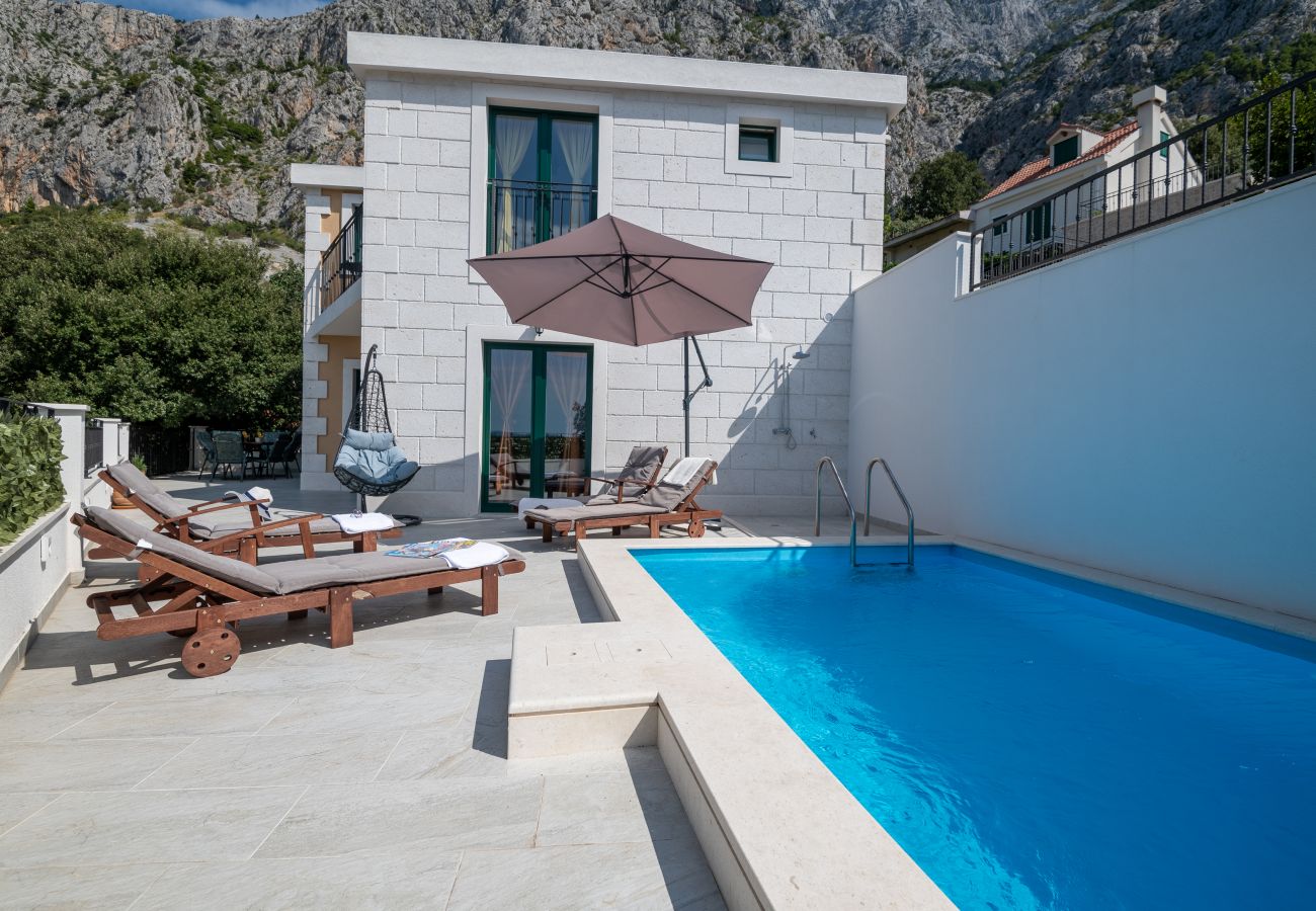 Hus i Makarska -  Villa Apollon with pool