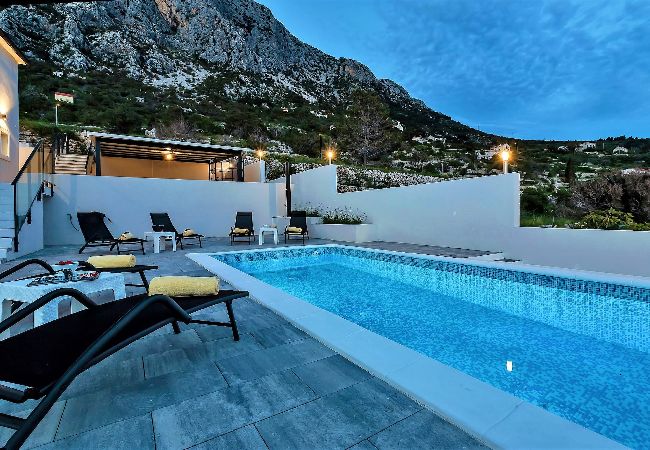 Villa i Drašnice - Villa Legero with pool Villa i Drašnice - Villa Legero with pool