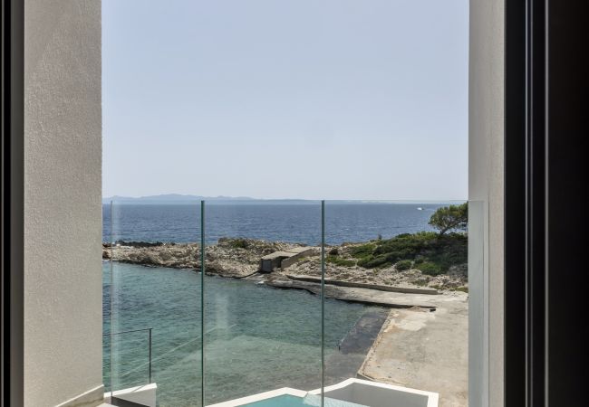 Villa i Potomje - Luxury Villa Mare, right on the beach Villa i Potomje - Luxury Villa Mare, right on the beach