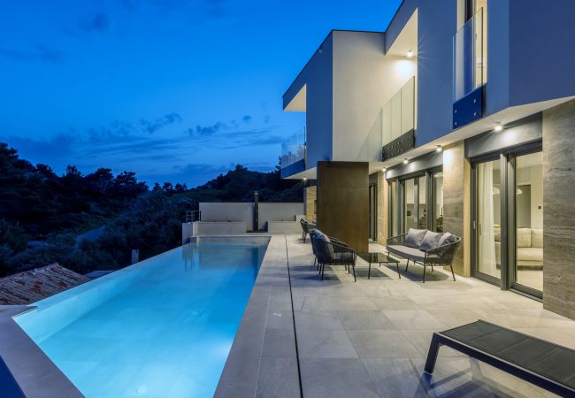 Villa i Potomje - Luxury Villa Mare, right on the beach Villa i Potomje - Luxury Villa Mare, right on the beach