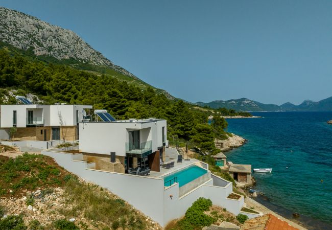 Villa i Potomje - Luxury Villa Mare, right on the beach Villa i Potomje - Luxury Villa Mare, right on the beach