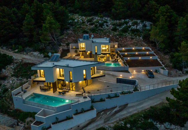 Villa i Potomje - Luxury Villa Luce, right on the beach  Villa i Potomje - Luxury Villa Luce, right on the beach