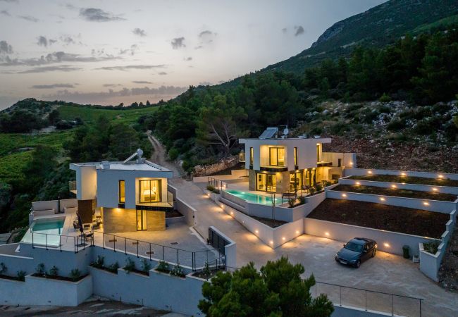 Villa i Potomje - Luxury Villa Luce, right on the beach  Villa i Potomje - Luxury Villa Luce, right on the beach