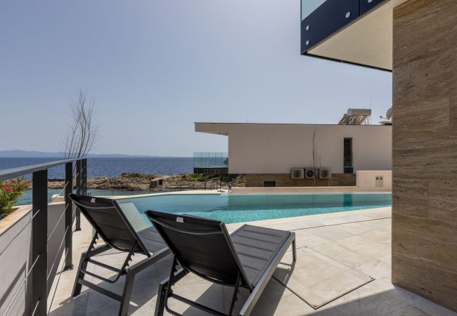 Villa i Potomje - Luxury Villa Luce, right on the beach  Villa i Potomje - Luxury Villa Luce, right on the beach
