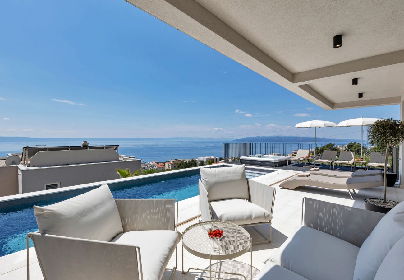 Villa i Veliko Brdo - Luxury Villa Reina, Pool, Sauna, Whirlpool