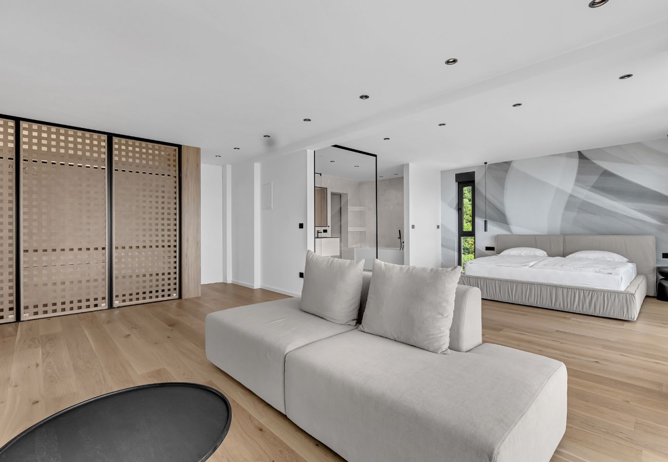 Villa i Veliko Brdo - Luxury Villa Reina, Pool, Sauna, Whirlpool