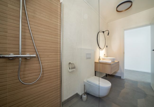Willa w Sumartin - Seafront Villa Serenita Willa w Sumartin - Seafront Villa Serenita