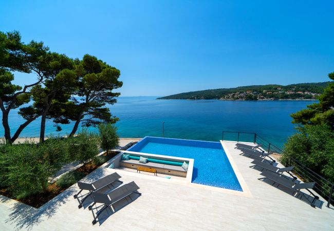 Willa w Sumartin - Seafront Villa Serenita Willa w Sumartin - Seafront Villa Serenita