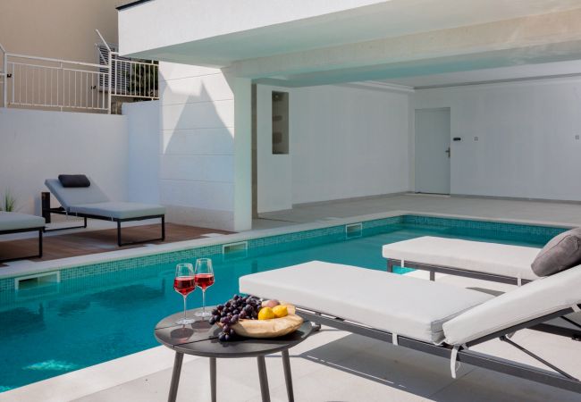 Willa w Podaca -  Villa Luna Mare with Pool and Sauna Willa w Podaca -  Villa Luna Mare with Pool and Sauna