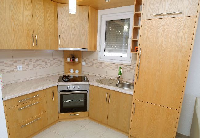 Apartament w Makarska -  Adria View, Apartment Ina with pool