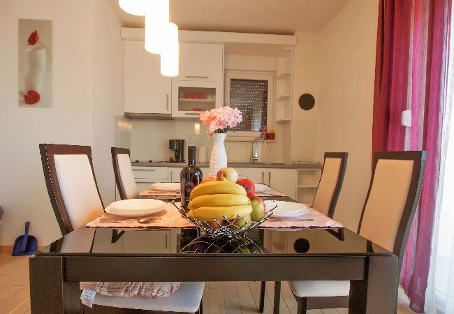 Apartament w Makarska -  Adria View, Apartment Dino, Whirlpool, pool Apartament w Makarska -  Adria View, Apartment Dino, Whirlpool, pool