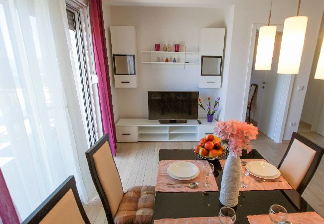 Apartament w Makarska -  Adria View, Apartment Dino, Whirlpool, pool Apartament w Makarska -  Adria View, Apartment Dino, Whirlpool, pool